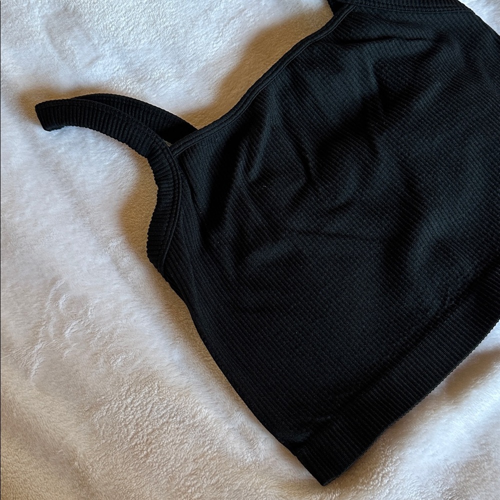 Colsie Ribbed Cropped Camisole Top - Picture 2 of 13